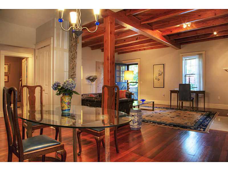8 Annandale Road, Unit 1 Newport, RI 02840 - Photo 11 of 25 Dining Room.