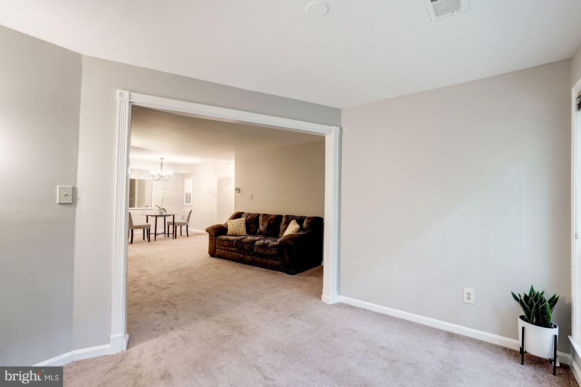 2233 Lovedale Lane, Unit 410A Reston, VA 20191 - Photo 19 of 24 Sunroom/den/office