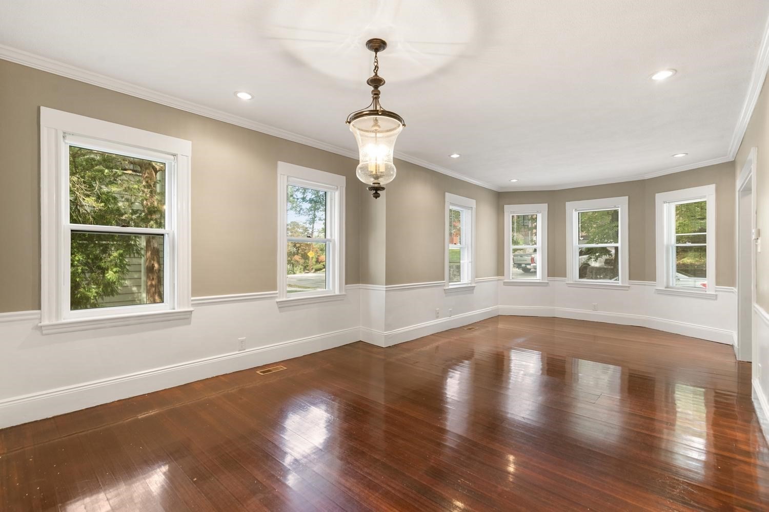 51 Wolcott Road, Unit 1 Brookline, MA 02467 - Photo 1 of 30 Gallery Image 1