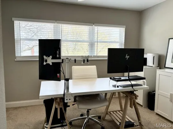 $289,900 | 325 Fox Village Court, Ballwin, MO 63021