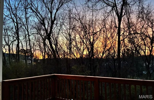 $289,900 | 325 Fox Village Court, Ballwin, MO 63021