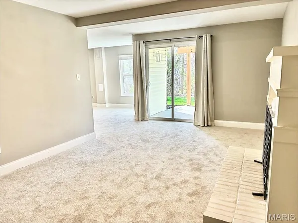 $289,900 | 325 Fox Village Court, Ballwin, MO 63021