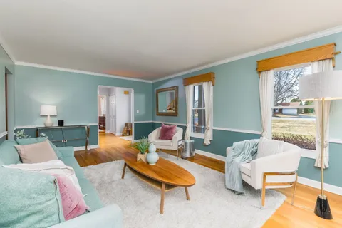 $615,000 | 25707 Eagle Drive, Mundelein, IL 60060