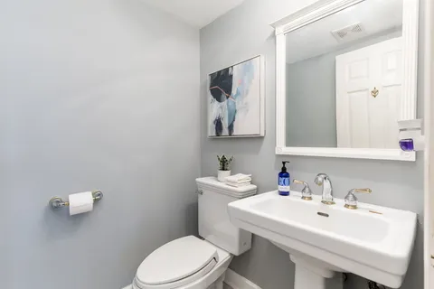 $615,000 | 25707 Eagle Drive, Mundelein, IL 60060