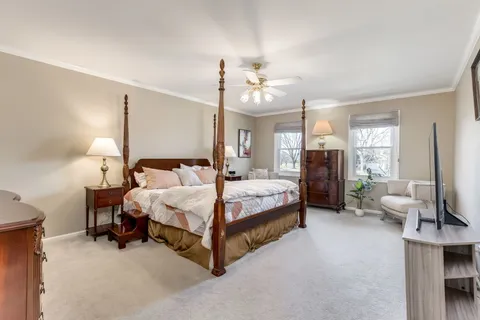 $615,000 | 25707 Eagle Drive, Mundelein, IL 60060