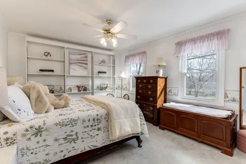 $615,000 | 25707 Eagle Drive, Mundelein, IL 60060