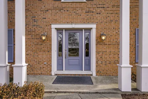 $615,000 | 25707 Eagle Drive, Mundelein, IL 60060