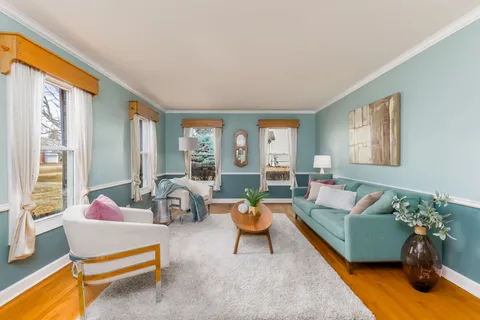 $615,000 | 25707 Eagle Drive, Mundelein, IL 60060