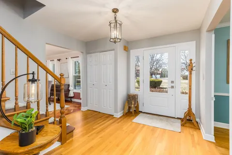 $615,000 | 25707 Eagle Drive, Mundelein, IL 60060