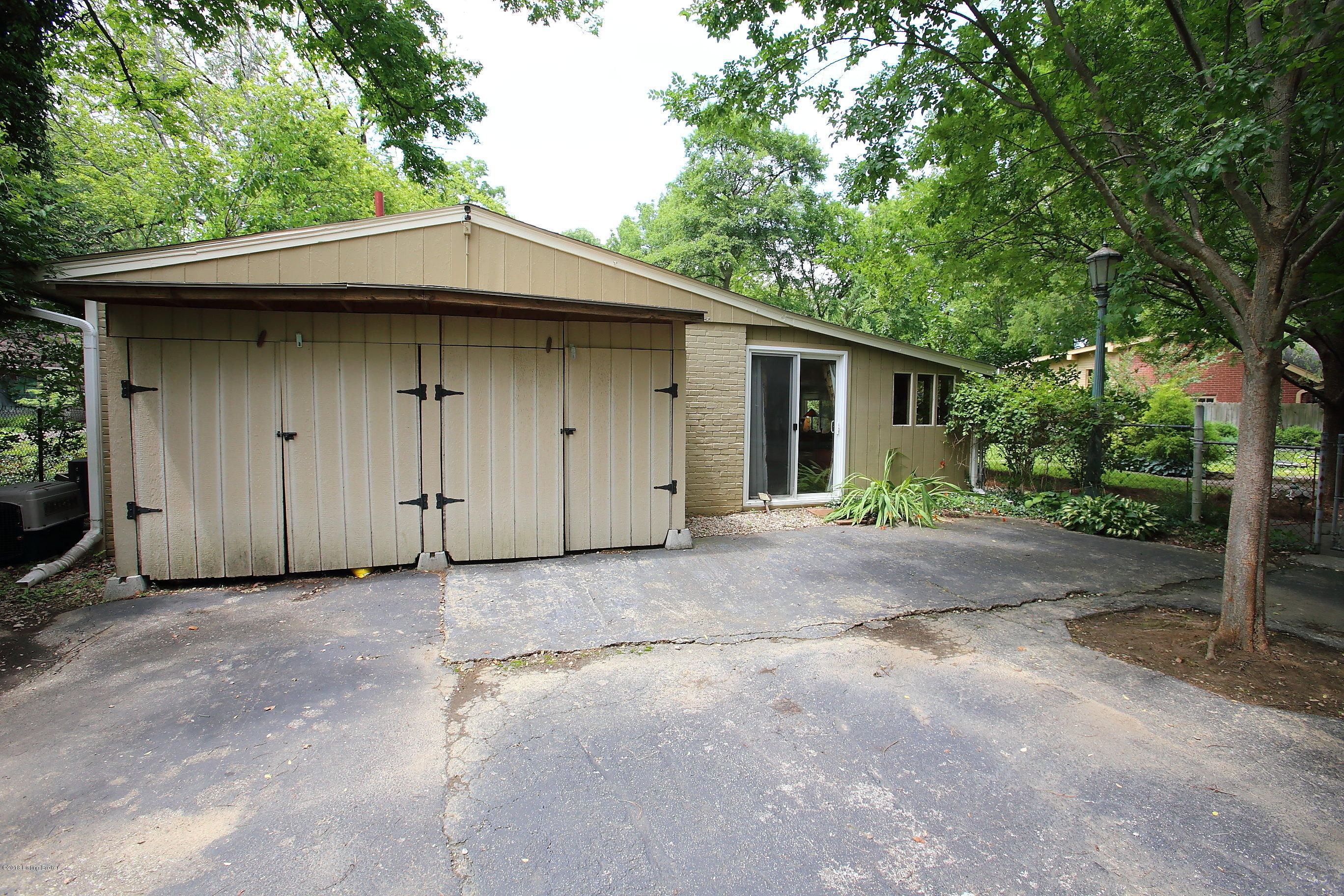 3311 Lexington Road Louisville, KY 40206 - Photo 60 of 68 Carriage House Front View