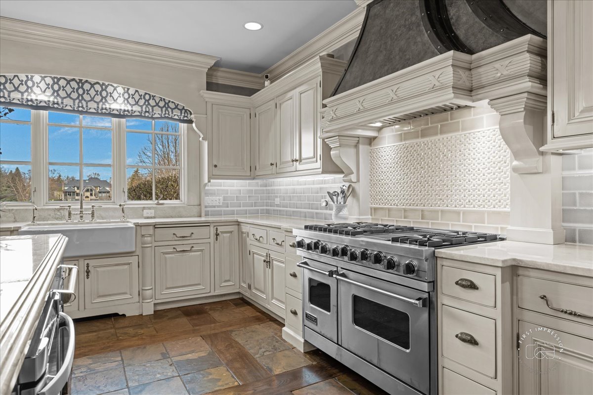 36W442 Hunters Gate Road St. Charles, IL 60175 - Photo 26 of 65 Gallery Image 26