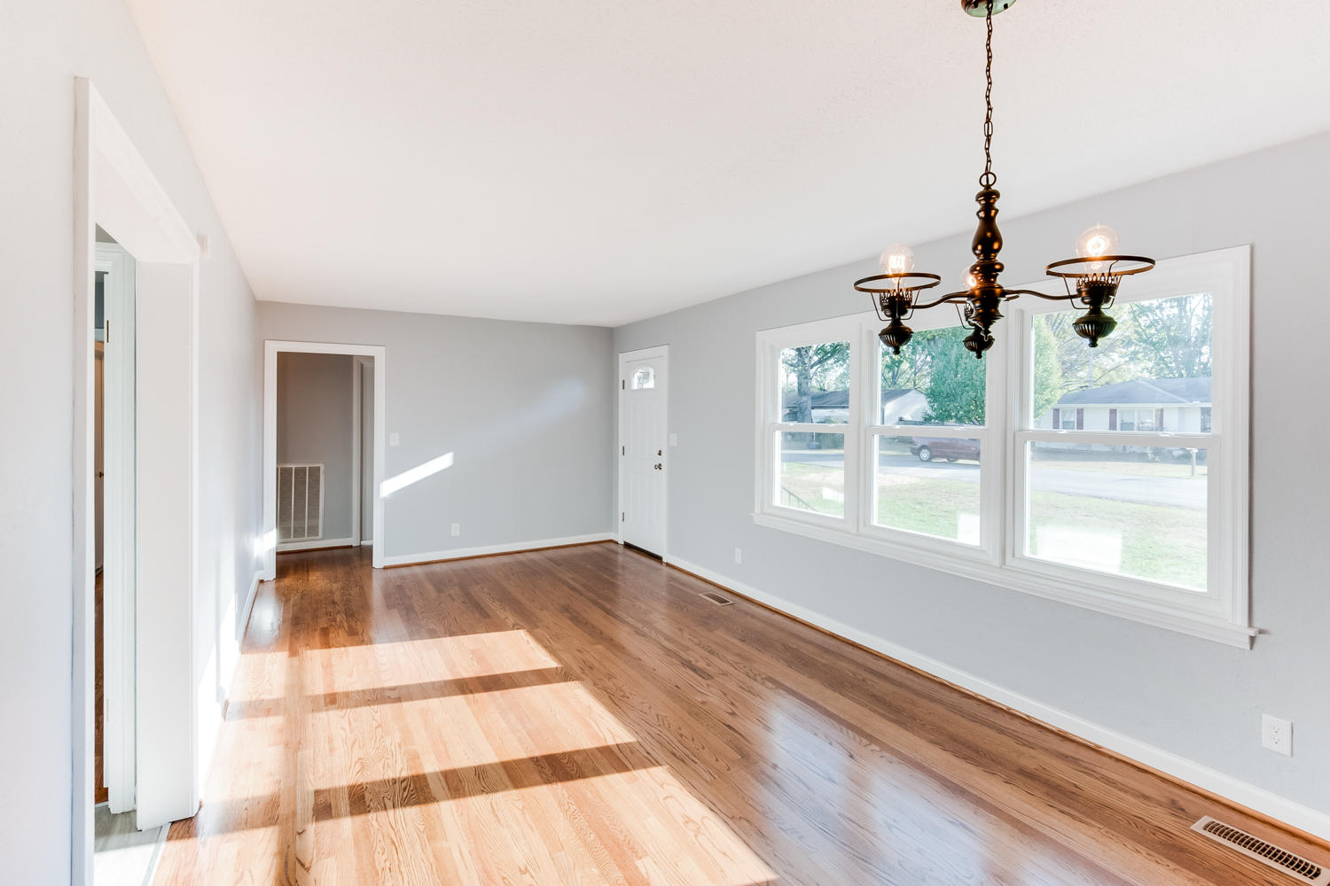 1057 Lansdell Road Chattanooga, TN 37412 - Photo 12 of 25 1057_Lansdell_Rd_13