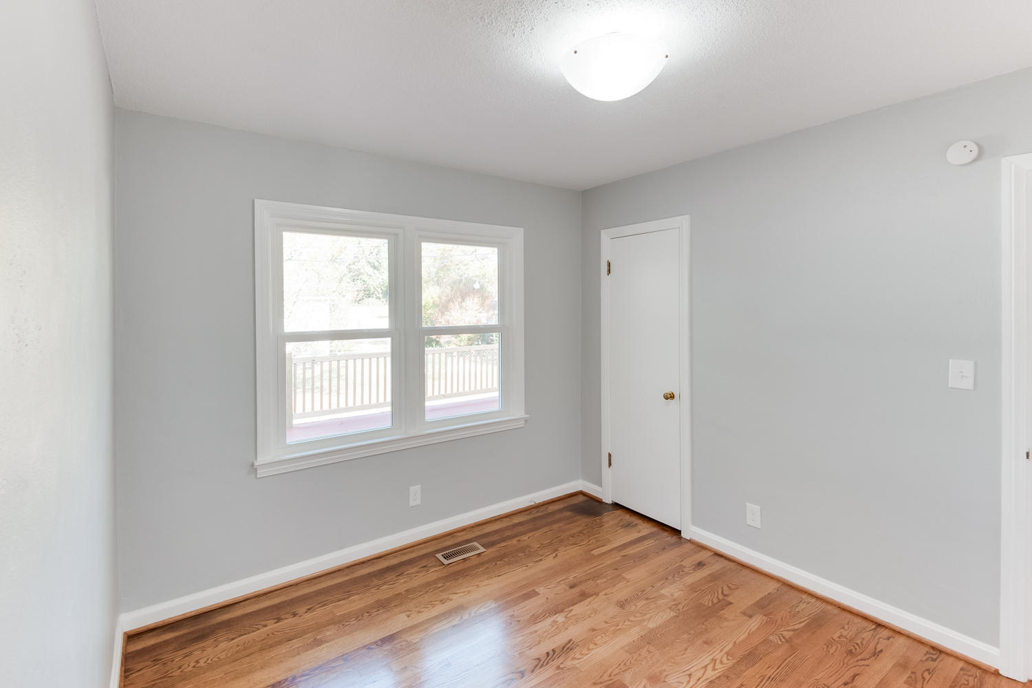 1057 Lansdell Road Chattanooga, TN 37412 - Photo 17 of 25 1057_Lansdell_Rd_21