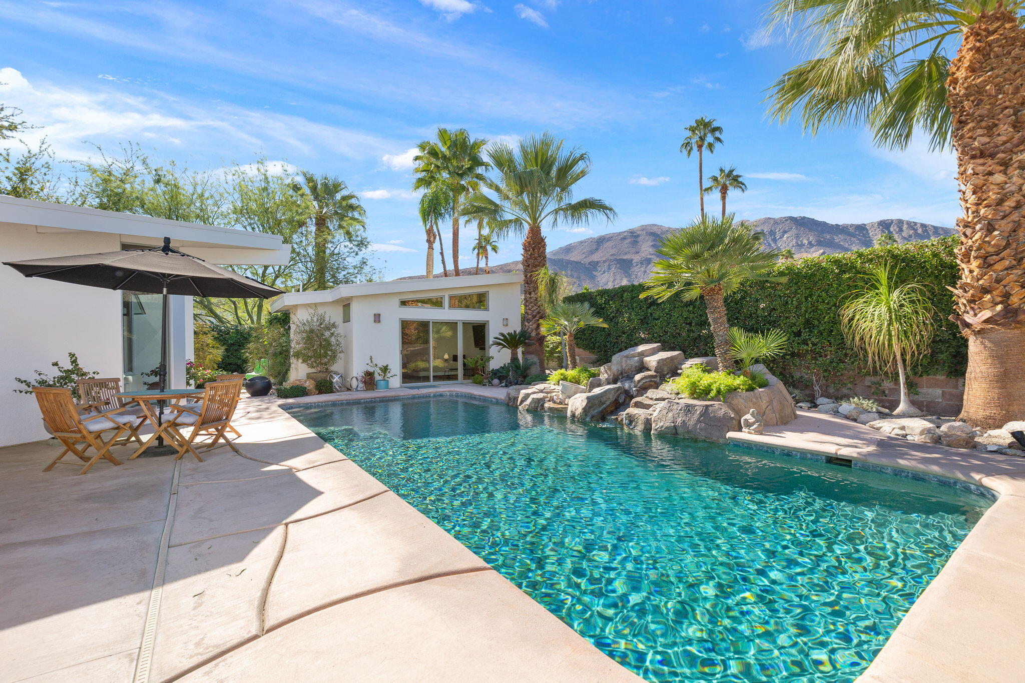 71653 Mirage Road Rancho Mirage, CA 92270 - Photo 15 of 64 72-web-or-mls-8M4A7347