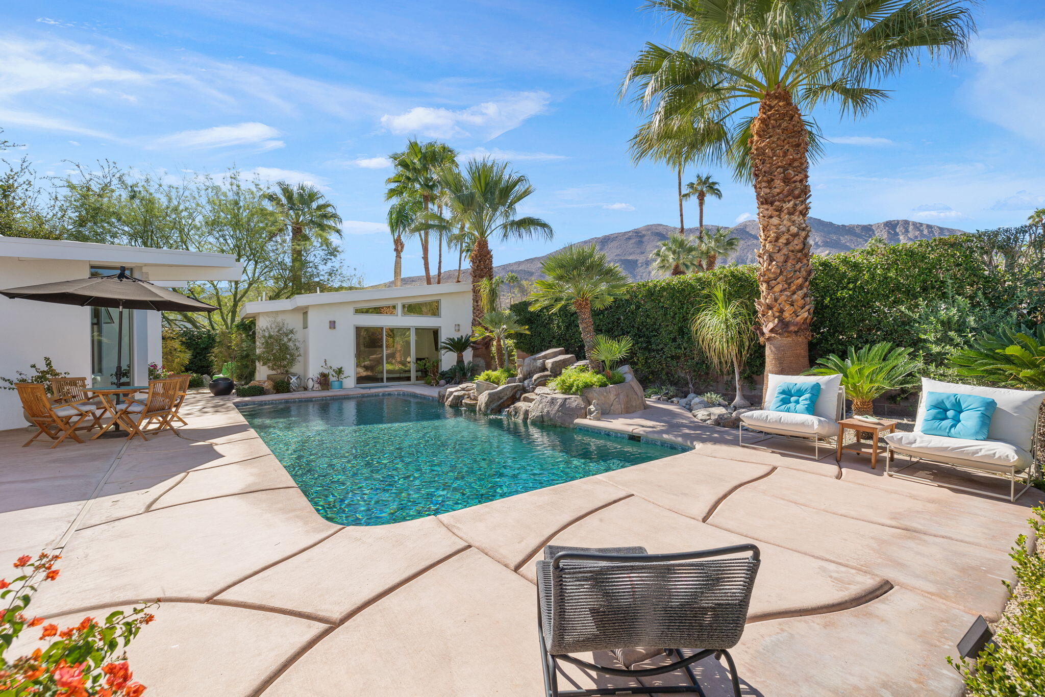 71653 Mirage Road Rancho Mirage, CA 92270 - Photo 16 of 64 74-web-or-mls-8M4A7342