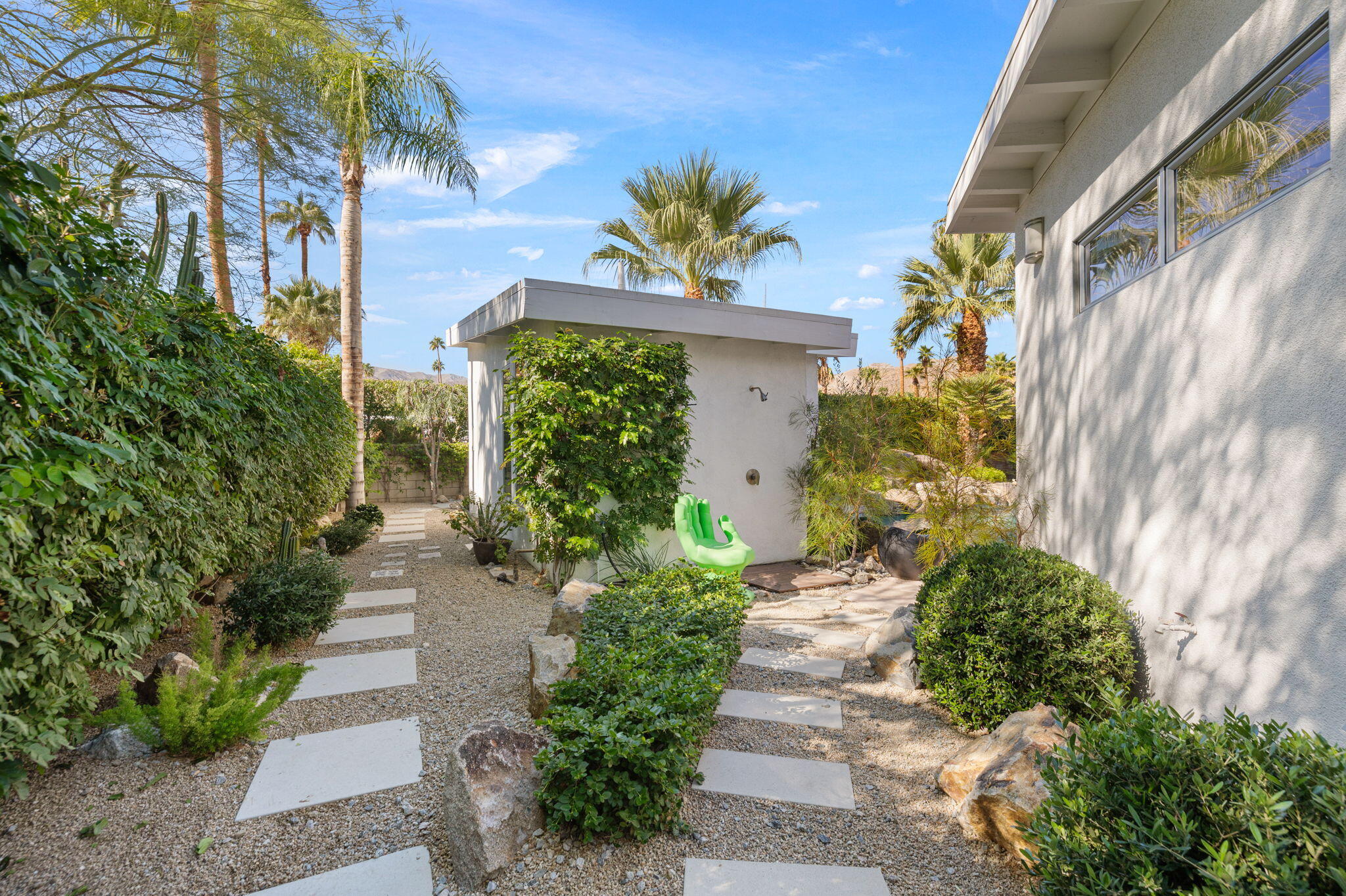 71653 Mirage Road Rancho Mirage, CA 92270 - Photo 46 of 64 84-web-or-mls-8M4A7273