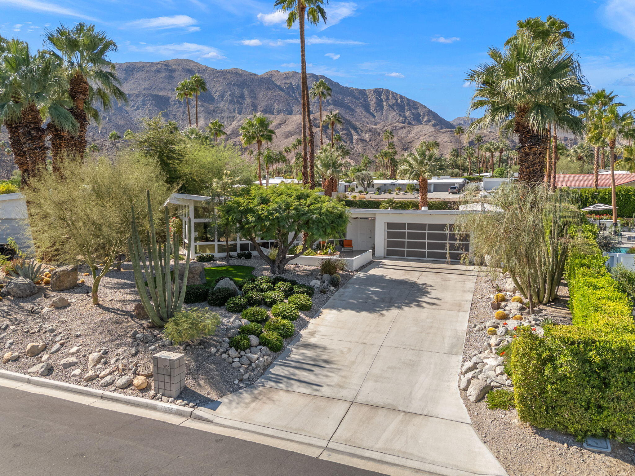 41-web-or-mls-DJI_20251025111034_0003_D