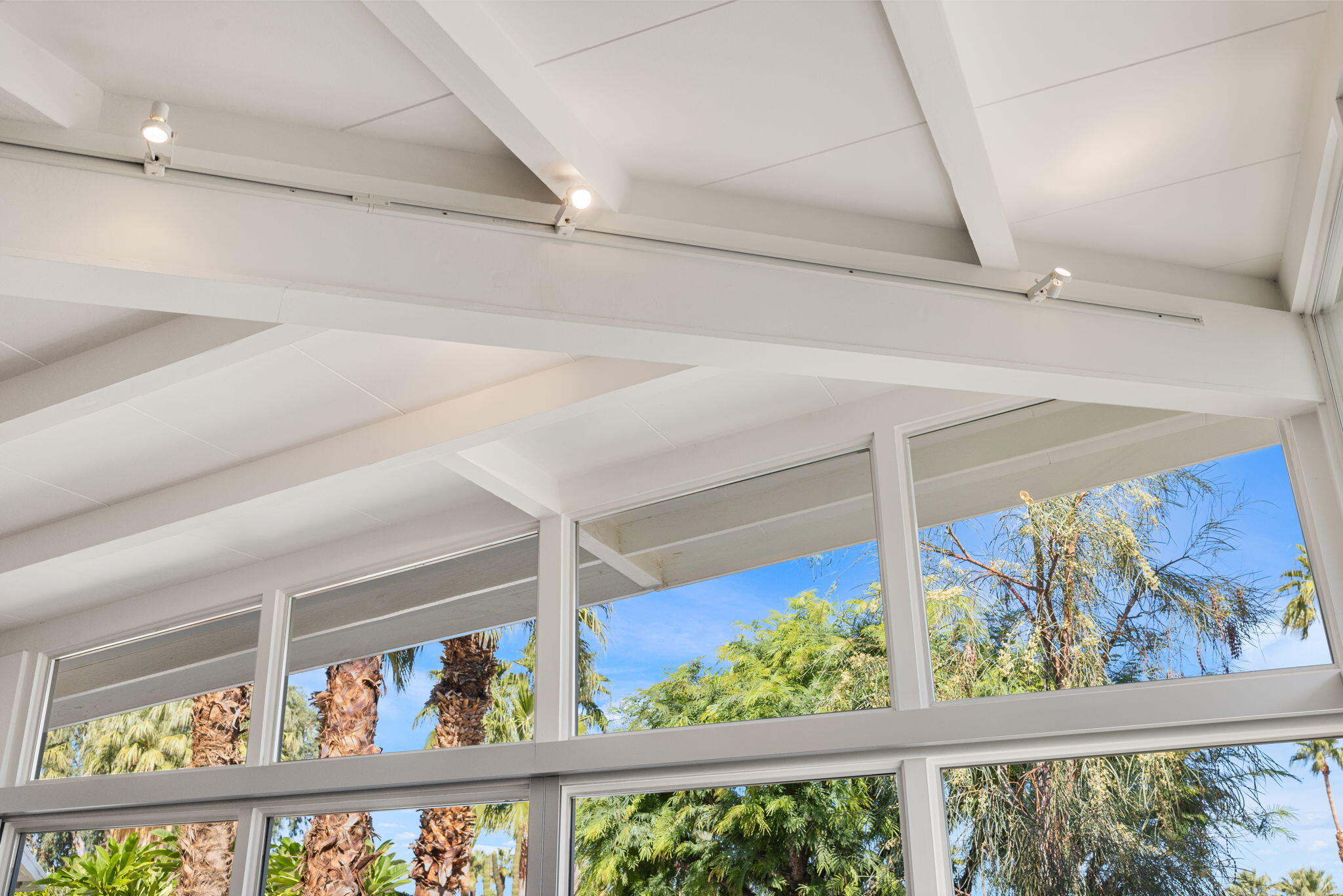 71653 Mirage Road Rancho Mirage, CA 92270 - Photo 9 of 64 54-web-or-mls-8M4A7443