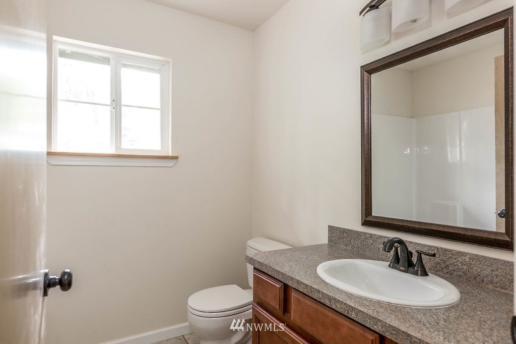 3625 Casey Street Clinton, WA 98236 - Photo 14 of 18 Gallery Image 14