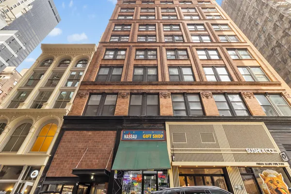$870,000 | 65 Nassau Street, Unit 3C | Financial District