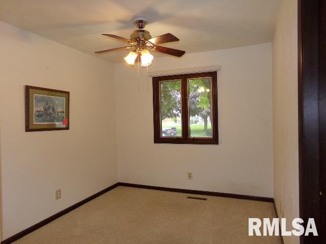 121 Locust Street Bennett, IA 52721 - Photo 11 of 20 Gallery Image 11