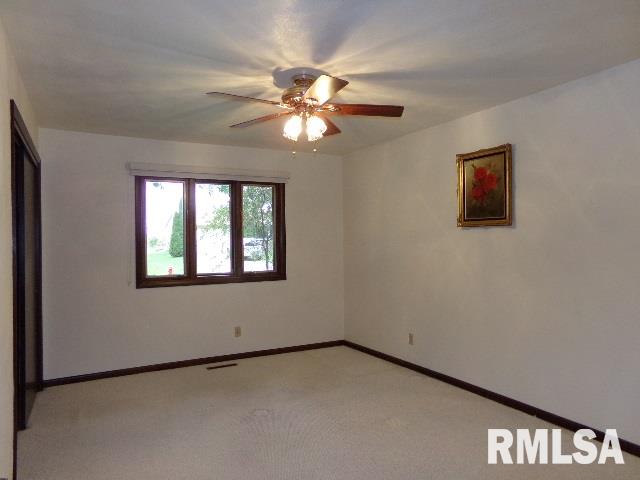 121 Locust Street Bennett, IA 52721 - Photo 12 of 20 Gallery Image 12