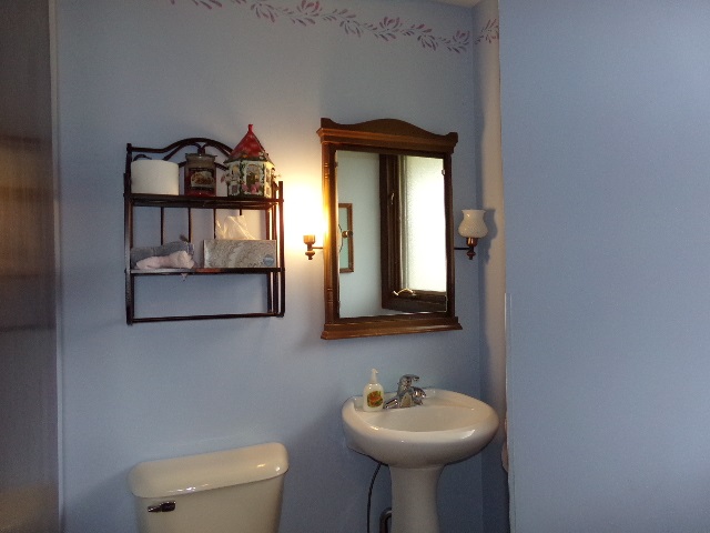121 Locust Street Bennett, IA 52721 - Photo 5 of 20 Gallery Image 5