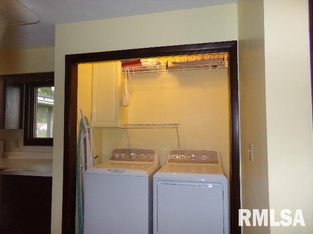 121 Locust Street Bennett, IA 52721 - Photo 6 of 20 Gallery Image 6