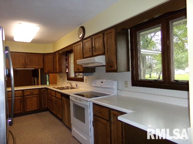 121 Locust Street Bennett, IA 52721 - Photo 7 of 20 Gallery Image 7