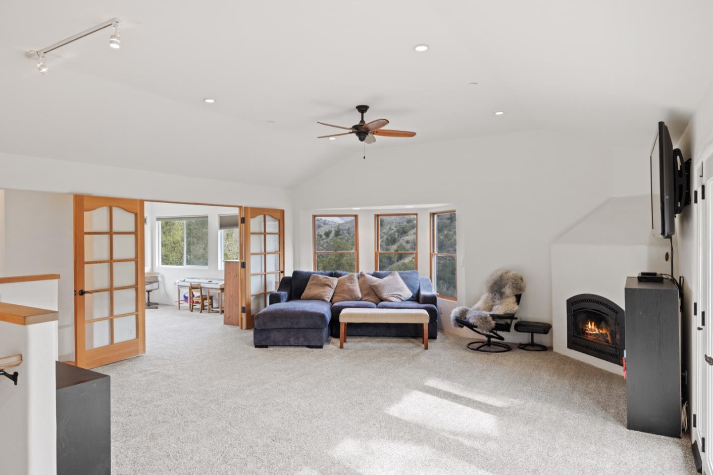 22125 Parrott Ranch Road Carmel Valley, CA 93924 - Photo 17 of 62 Gallery Image 17