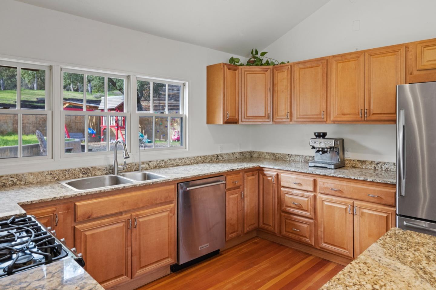 22125 Parrott Ranch Road Carmel Valley, CA 93924 - Photo 9 of 62 Gallery Image 9