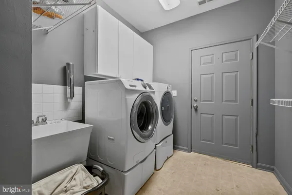 $375,000 | 10333 Strawberry Point, Delmar, DE 19940