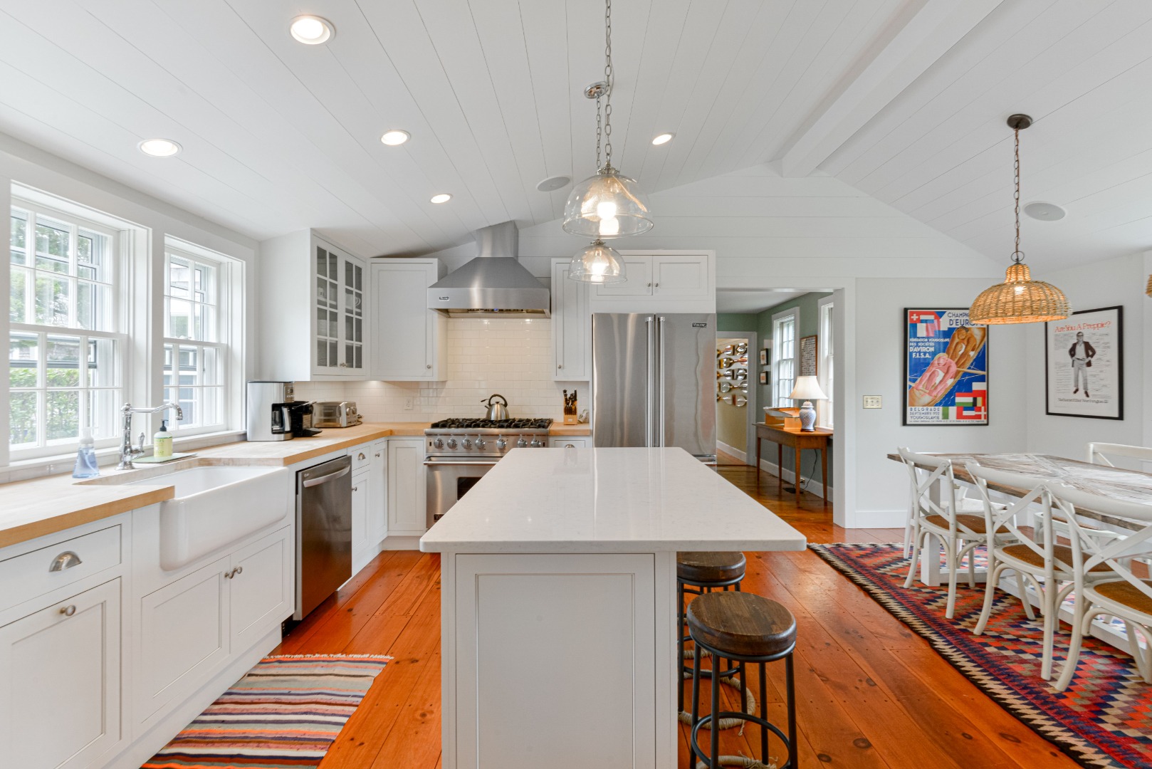 8 East Dover Street Nantucket, MA 02554 - Photo 2 of 28
