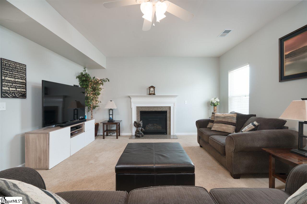 203 Shale Court Greenville, SC 29607 - Photo 5 of 25 Gallery Image 5