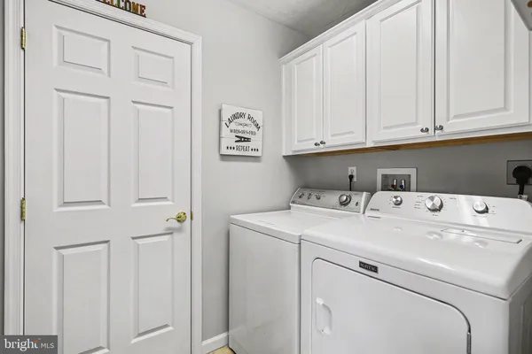 $295,000 | 67 South Alpine Drive, York, PA 17408