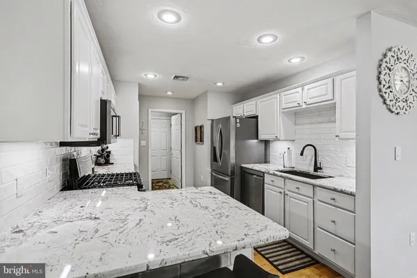 $295,000 | 67 South Alpine Drive, York, PA 17408