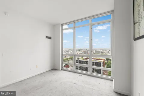 $380,000 | 901 North Penn Street, Unit F1609, Philadelphia, PA 19123