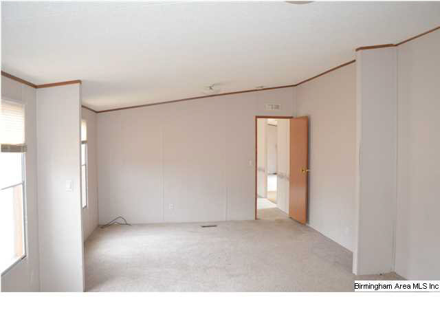 643 Deerfield Road Pell City, AL 35125 - Photo 5 of 31