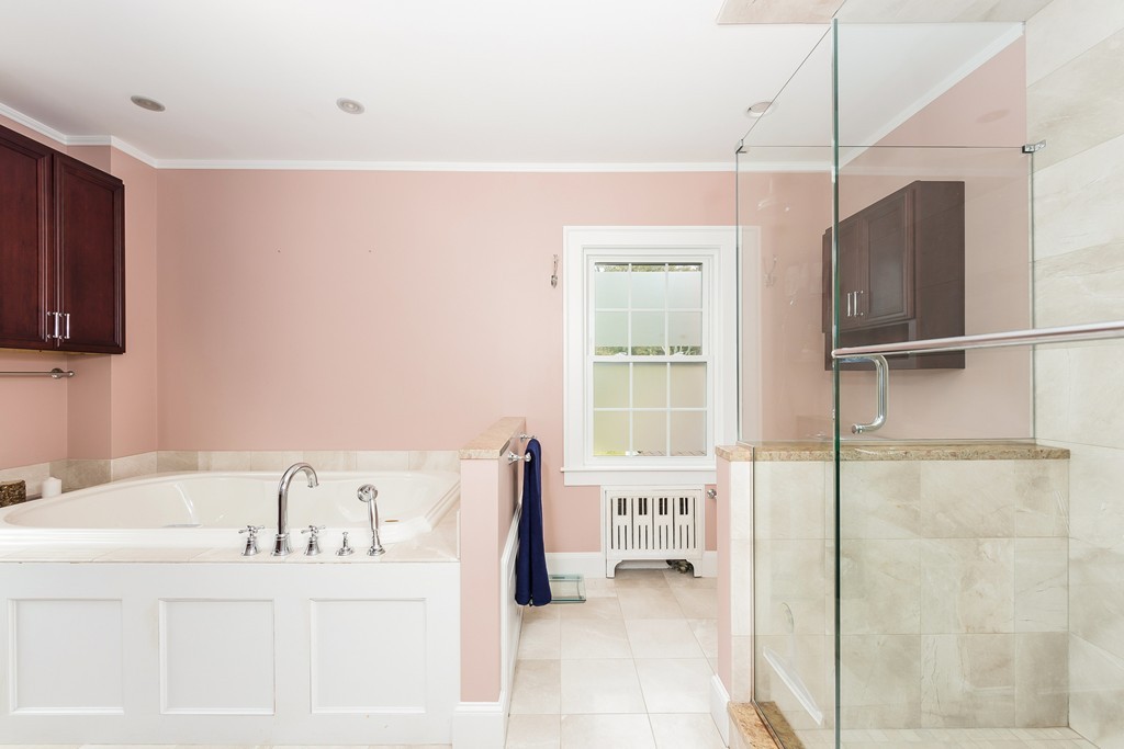515 Puritan Road Swampscott, MA 01907 - Photo 15 of 28 Gallery Image 15