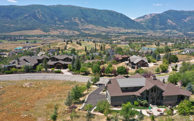 5674 Porcupine Ridge Drive, Unit 19 Eden, UT 84310 - Photo 6 of 6