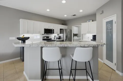 $549,000 | 78775 Stansbury Court, Palm Desert, CA 92211