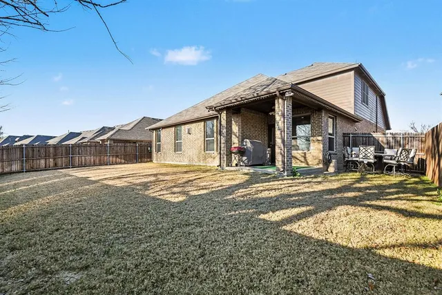 $420,000 | 3721 Cuddy Drive, Denton, TX 76210