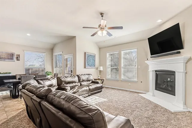 $420,000 | 3721 Cuddy Drive, Denton, TX 76210