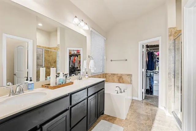 $420,000 | 3721 Cuddy Drive, Denton, TX 76210