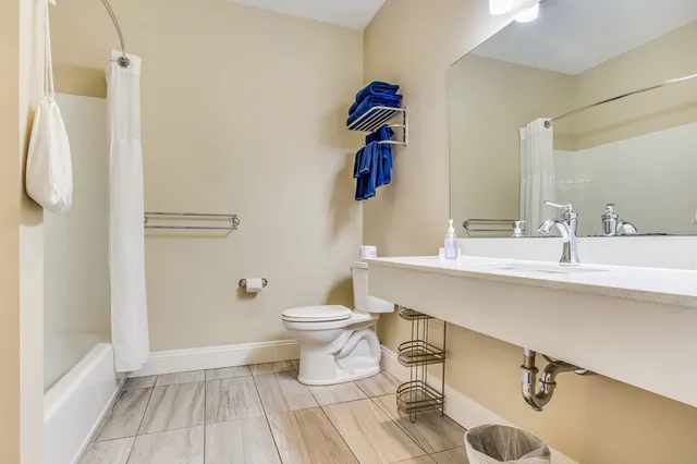 $85,000 | 1 Ocean Avenue, Unit 306/308 FRACTION 4, York, ME 03909