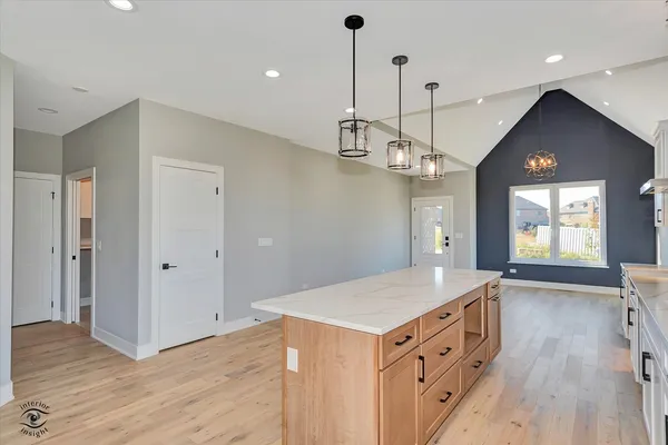 $844,000 | 16441 Kayla Drive, Lemont, IL 60439