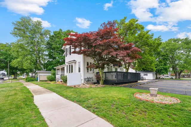 a view of a basket ball ground