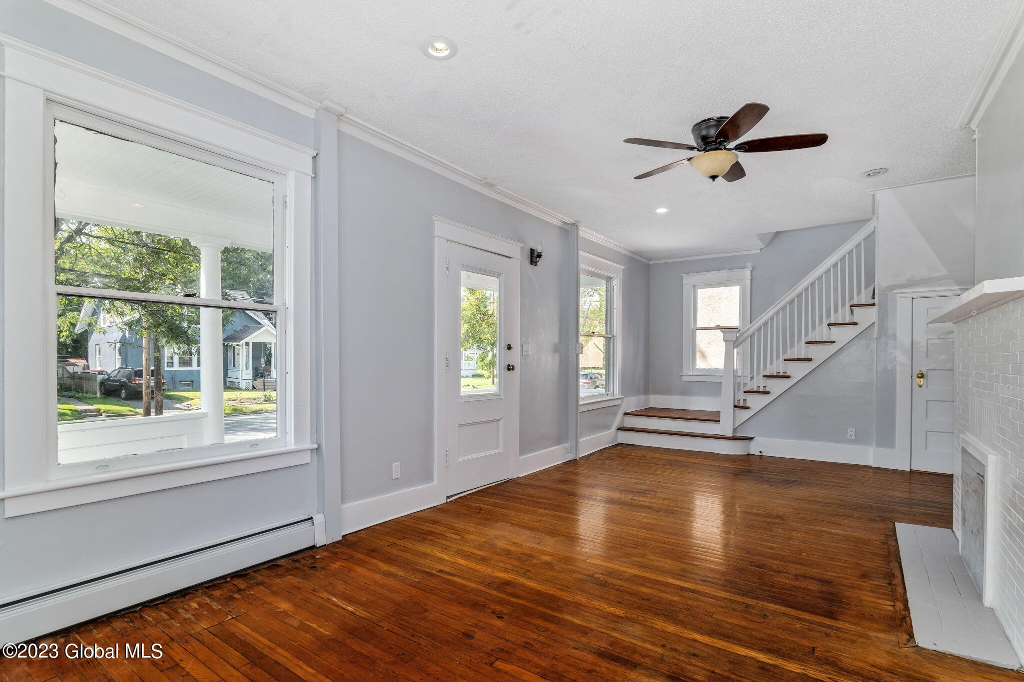 602 Bedford Road Schenectady, NY 12308 - Photo 9 of 44 9-web-or-mls-602BedfordRd_08