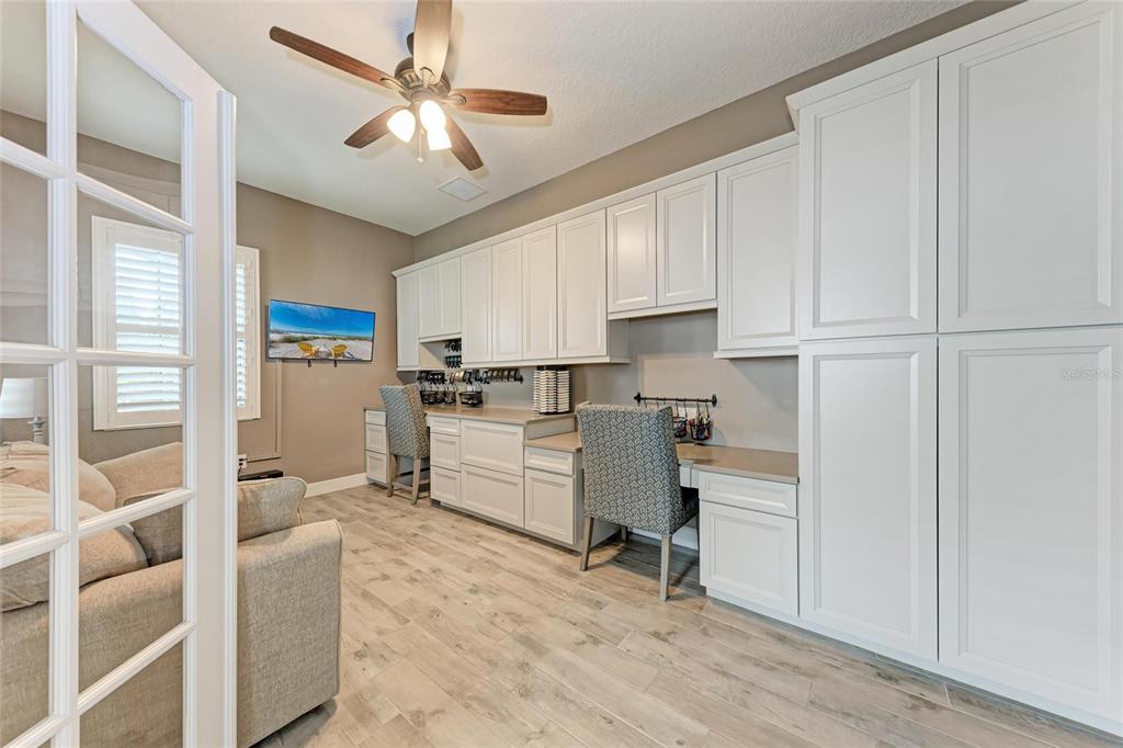 11941 Hunters Creek Road Venice, FL 34293 - Photo 26 of 77