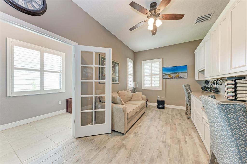 11941 Hunters Creek Road Venice, FL 34293 - Photo 27 of 77